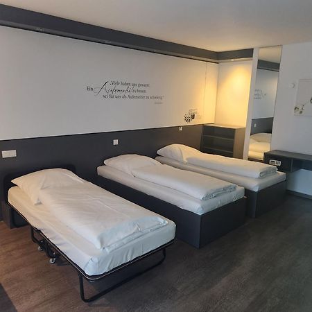Economy-Hotel Ουλμ Εξωτερικό φωτογραφία